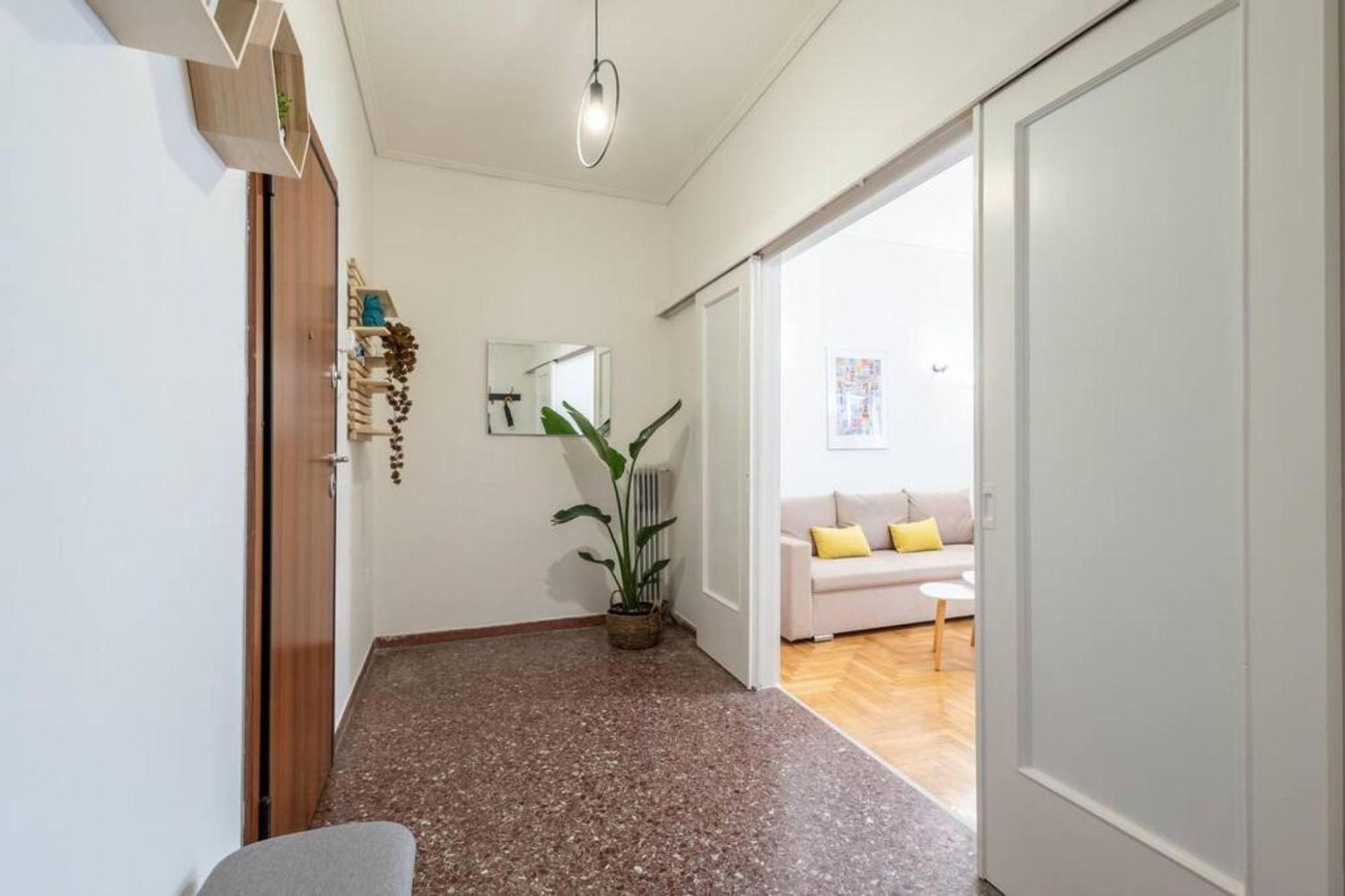 Roubnb Acropolis Museum 1bd Athènes
