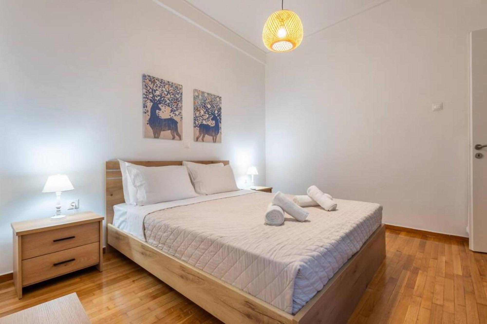 Roubnb Acropolis Museum 1bd Apartment